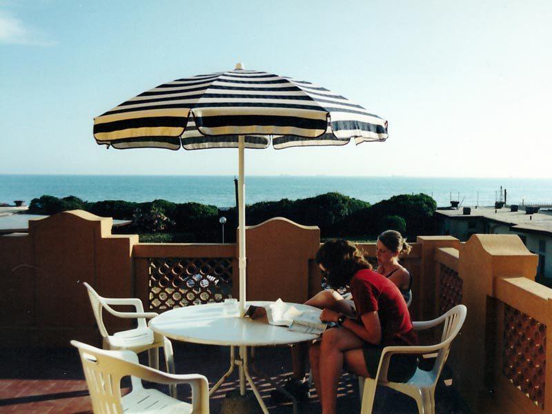 Ostello Apuano Marina Di Carrara Exterior foto
